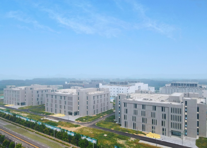 機(jī)柜租用 vs 自建機(jī)房：哪種更適合您的企業(yè)？